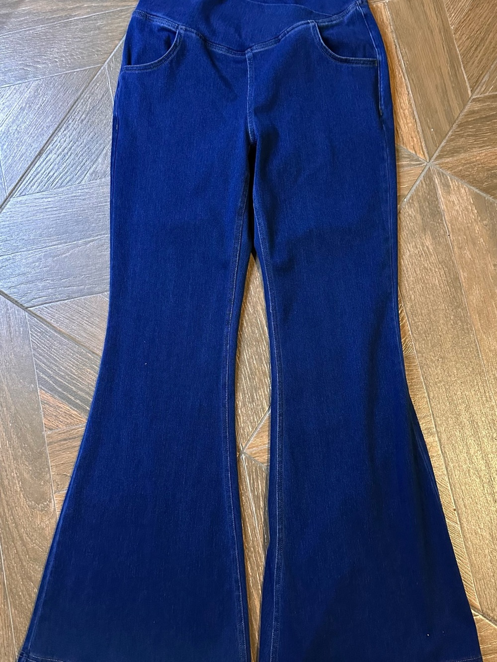 HALARA Deep Blue Flare Jeans